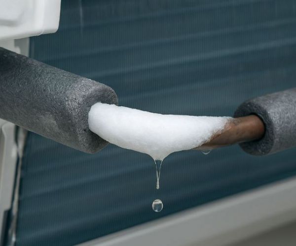 冷氣結冰銅管泡棉在滴水怎麼辦？原因與解決SOP一次看懂